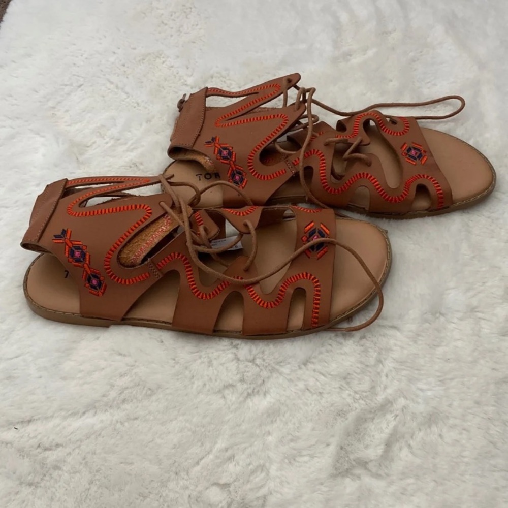 Sandals - Picture 4 of 4